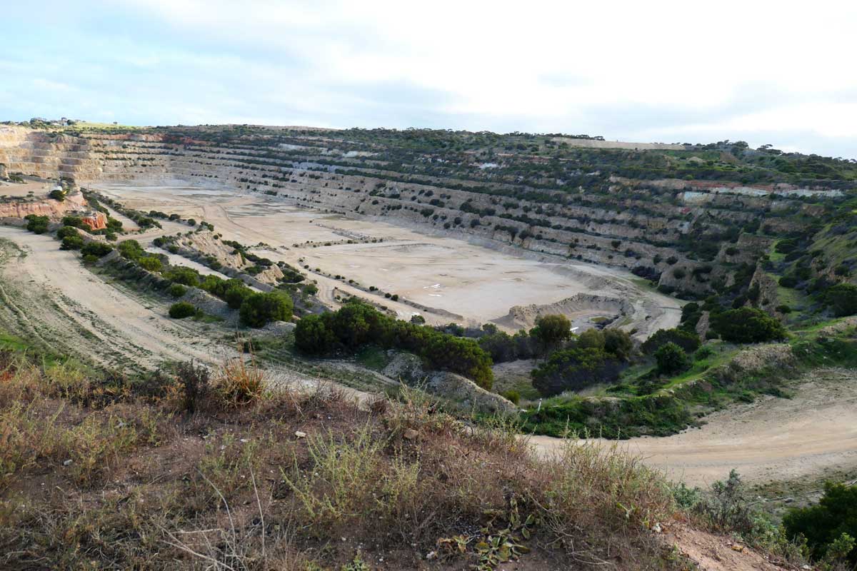Dolomite mine pit at Ardrossan Lookout