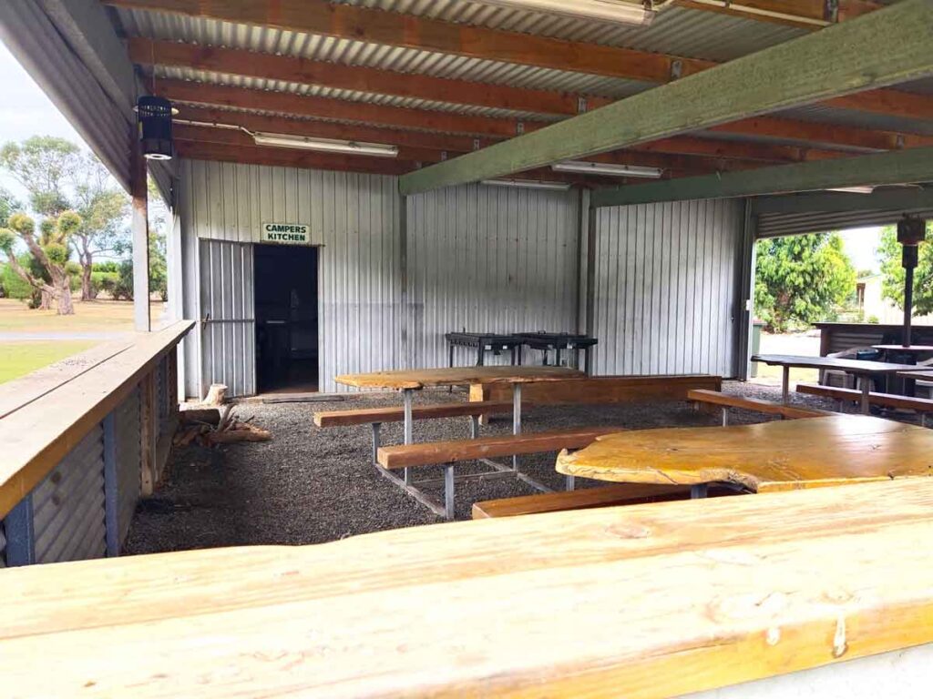 Camp Kitchen alfresco area at Elliston Caravan Park. Located in Elliston, Eyre Peninsula, South Australia.
