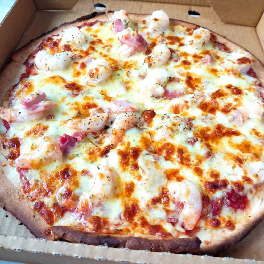 Garlic prawn pizza from Skillo's Pizzas. Located in Elliston, Eyre Peninsula, South Australia.